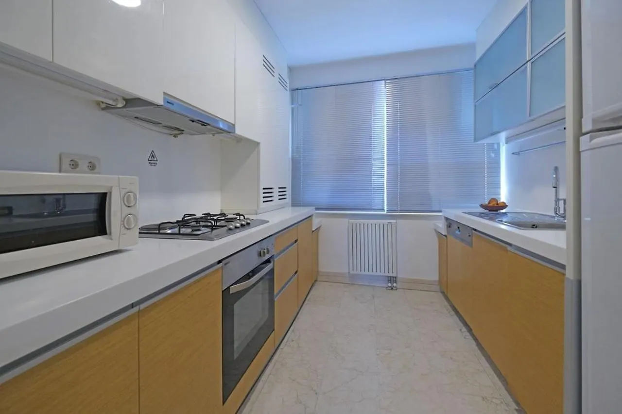 アパート Cheya Gumussuyu Residence イスタンブール